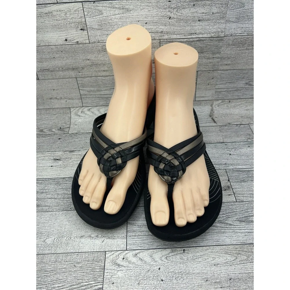 Clarks‎ Cloudsteppers Arla Kaylie Women Size 7 Black Pewter Flip Flop Sandals